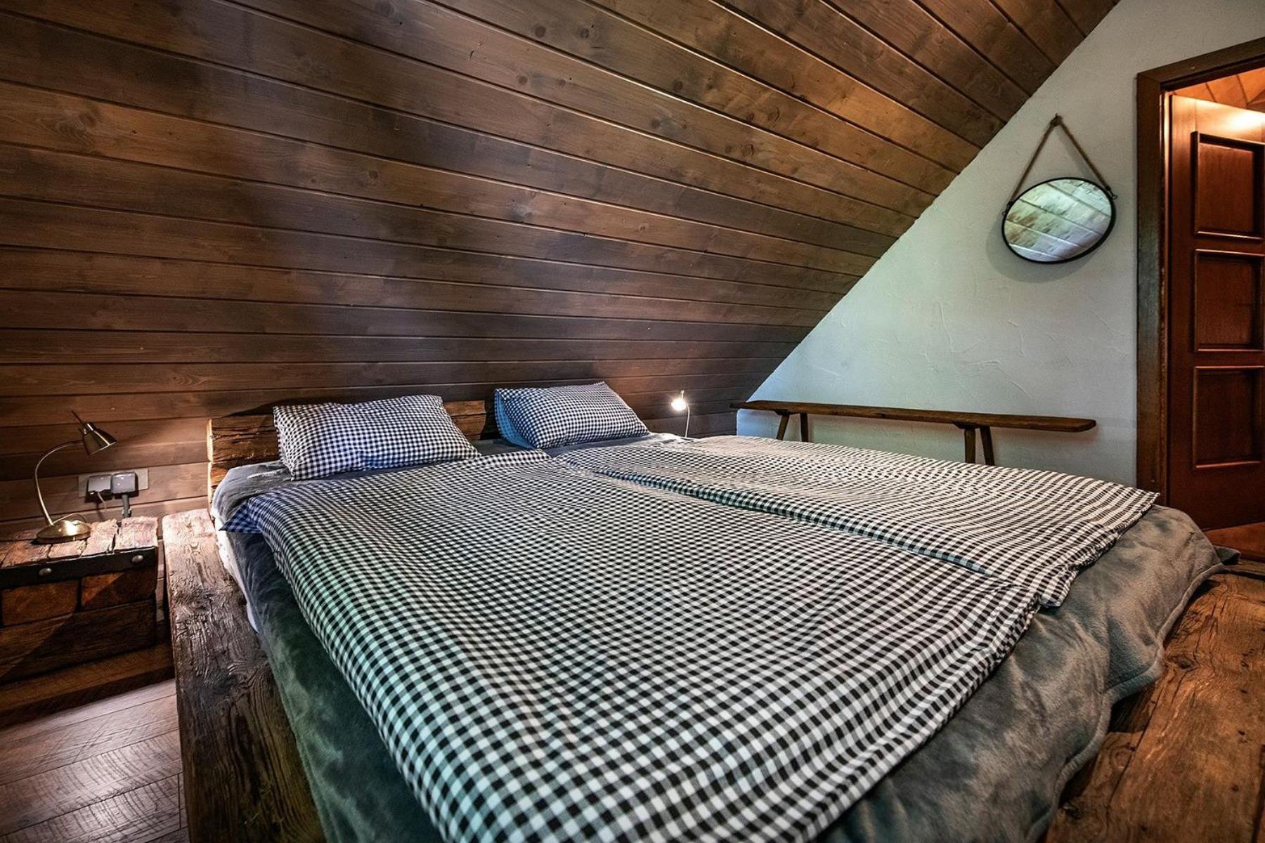 Drevenica Na Kraji Sveta Villa Osturna ภายนอก รูปภาพ